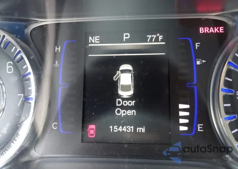 2015 Chrysler 200 Limited z USA, uszkodzony, nr VIN 1C3CCCAB9FN627107